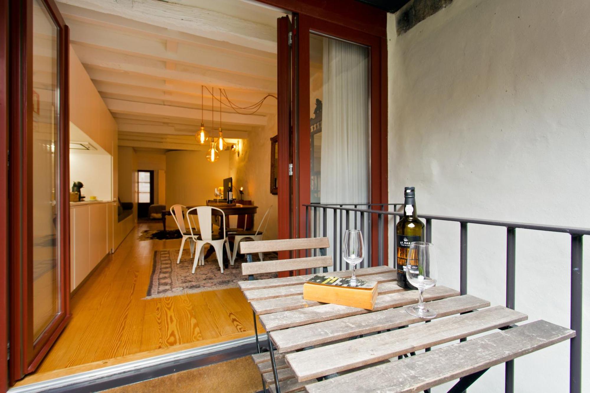 Porto Emotions - Caldeireiros Apartment Bagian luar foto